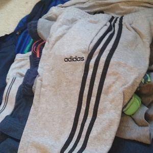 Boys gray adidas sweat pants with free sweat shirt